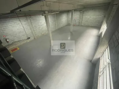 Galpão/Depósito/Armazém para alugar, 1000m² no Taboão, São Bernardo do Campo