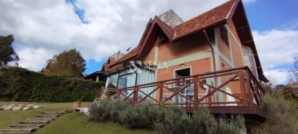 Casa de Condomínio com 3 Quartos à venda, 160m² no Vale Encantado, Campos do Jordão