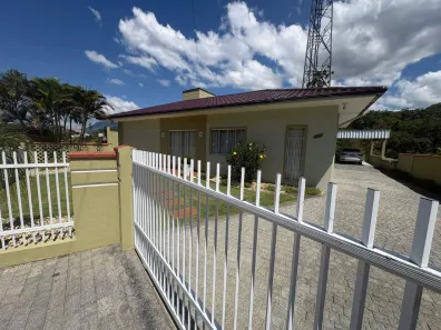 Casa com 3 Quartos à venda, 232m² no Chico de Paulo, Jaraguá do Sul