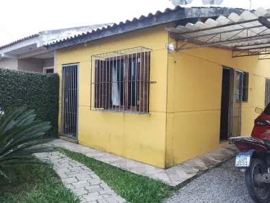 Casa com 2 Quartos à venda, 70m² no Três Vendas, Pelotas