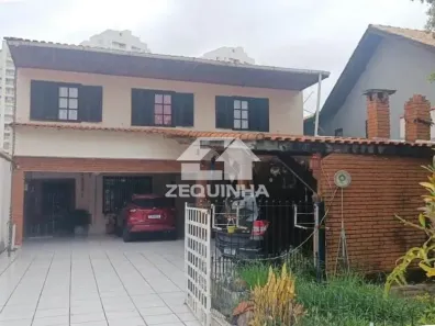 Casa com 4 Quartos à venda, 260m² no Vila Yara, Osasco