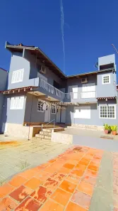 Casa com 3 Quartos à venda, 134m² no Jardim Sabará, Porto Alegre