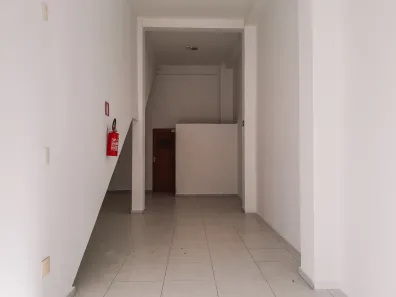 Ponto Comercial para alugar, 63m² no Centro, Juiz de Fora