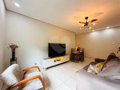 Casa com 3 Quartos à venda, 118m² no Marapé, Santos