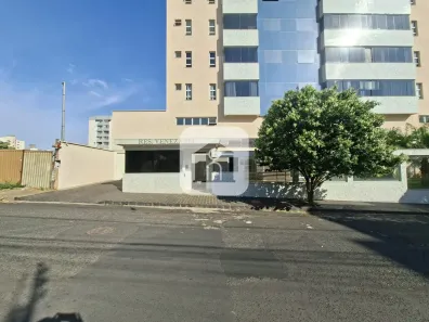 Apartamento com 2 Quartos para alugar, 67m² no Santa Mônica, Uberlândia