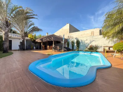 Casa com 4 Quartos à venda, 306m² no Jardim Alvorada, Maringá