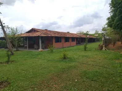 Fazenda/Sítio com 3 Quartos à venda, 300m² no ZONA RURAL, Caetanópolis