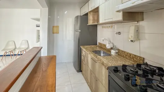 Apartamento com 2 Quartos para alugar, 60m² no Centro, Florianópolis