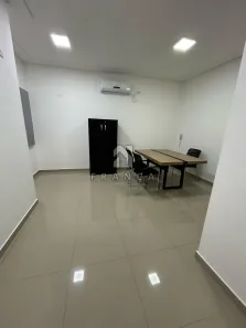 Sala Comercial para alugar, 25m² no Jardim Mesquita, Jacareí