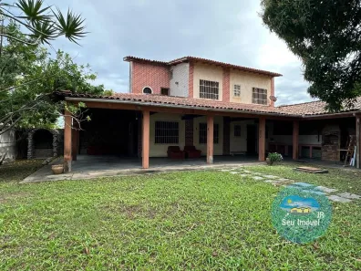 Casa com 3 Quartos à venda, 200m² no Coqueiral, Araruama