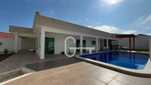 Casa com 4 Quartos à venda, 220m² no Balneário Stella Maris, Peruíbe