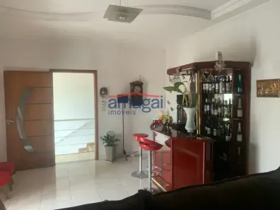 Sobrado com 3 Quartos à venda, 282m² no Jardim Terras de São João, Jacareí