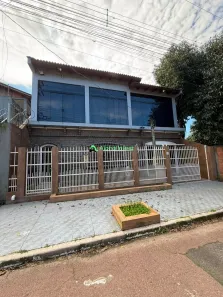 Sobrado com 4 Quartos à venda, 50m² no Niterói, Canoas