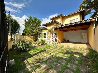 Casa com 3 Quartos à venda, 323m² no Vila Petrópolis, Atibaia