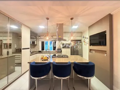 Casa com 6 Quartos à venda, 335m² no Barra do Rio Cerro, Jaraguá do Sul