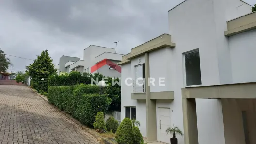 Casa de Condomínio com 4 Quartos à venda, 200m² no Pousada dos Bandeirantes, Carapicuíba