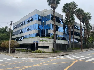 Prédio Comercial para alugar, 4800m² no Vila Tramontano, São Paulo