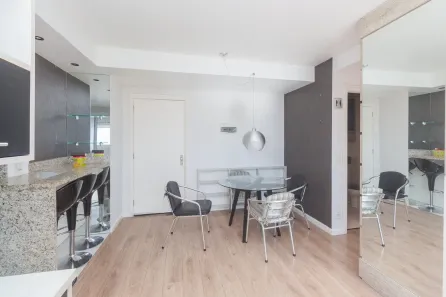 Apartamento com 1 Quarto para alugar, 61m² no Passo da Areia, Porto Alegre