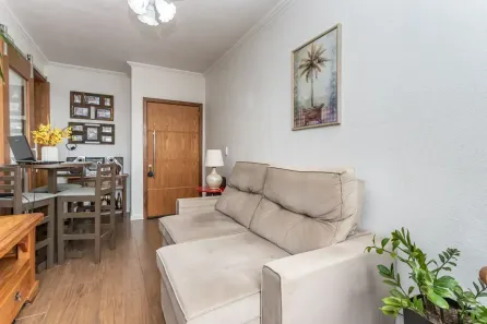 Apartamento com 2 Quartos à venda, 68m² no Jardim Sabará, Porto Alegre