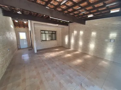 Sobrado com 3 Quartos para venda ou aluguel, 118m² no Jardim dos Pássaros, Guarujá