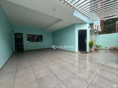 Sobrado com 3 Quartos para alugar, 204m² no Parque São Paulo, Cascavel