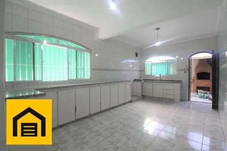 Sobrado com 3 Quartos à venda, 165m² no Vila Assis Brasil, Mauá