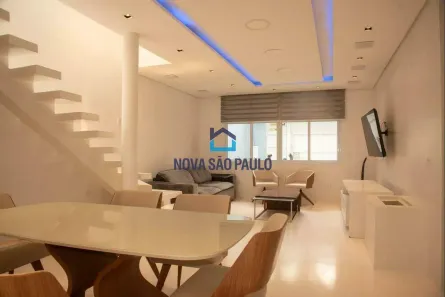 Casa com 3 Quartos para alugar, 237m² no Mirandópolis, São Paulo