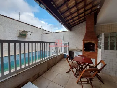 Sobrado com 3 Quartos à venda, 173m² no Guilhermina, Praia Grande