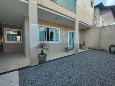 Casa com 4 Quartos à venda, 250m² no Morada de Laranjeiras, Serra