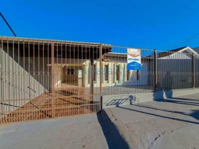 Casa com 2 Quartos para alugar, 157m² no Conjunto Parigot de Souza 1, Londrina