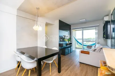 Apartamento com 2 Quartos à venda, 65m² no São Geraldo, Porto Alegre