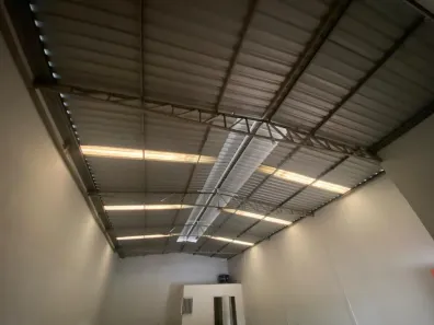 Galpão/Depósito/Armazém para alugar, 300m² no Indústrias, Sete Lagoas