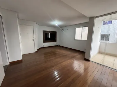 Apartamento com 3 Quartos à venda, 108m² no Elísio Campos, Goiânia