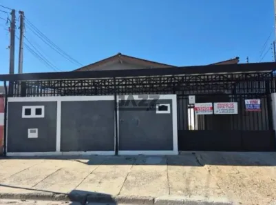 Casa com 3 Quartos à venda, 200m² no Parque Dom Pedro II, Campinas
