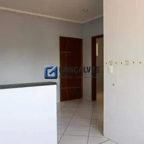 Apartamento com 2 Quartos para alugar, 41m² no Campestre, Santo André