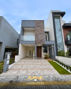 Casa de Condomínio com 3 Quartos à venda, 137m² no Jansen, Gravataí