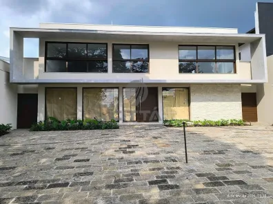 Imóvel Comercial com 4 Quartos para alugar, 400m² no Nova Campinas, Campinas