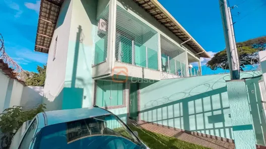 Casa com 2 Quartos à venda, 90m² no Santa Terezinha, Belo Horizonte