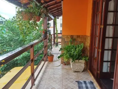 Casa com 3 Quartos à venda, 300m² no Nova Era, Juiz de Fora