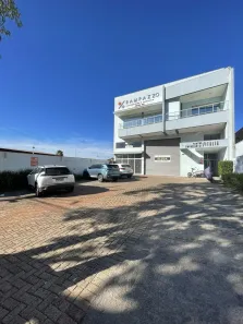 Prédio Comercial para alugar, 558m² no Vila Marumby, Maringá