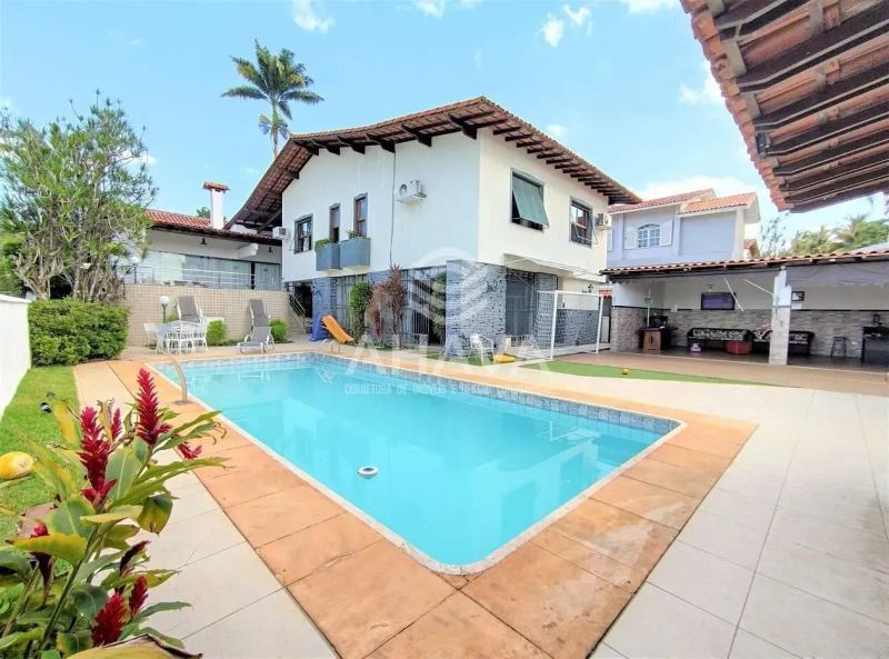 Casa com 4 quartos — Bandeirantes (Pampulha), Belo Horizonte
