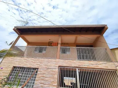 Sobrado com 3 Quartos à venda, 250m² no Residencial José B Almeida, Londrina