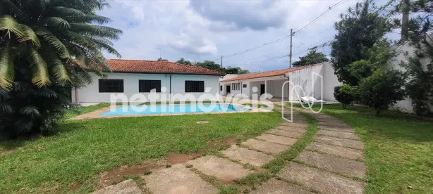 Casa com 3 Quartos para alugar, 250m² no Parque Dom Henrique, Cotia