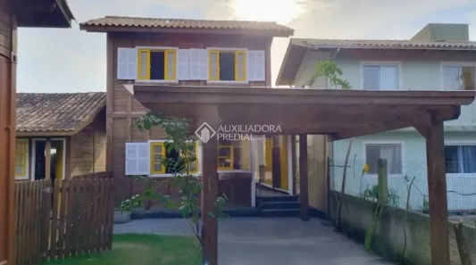 Casa com 2 Quartos para alugar, 60m² no Campeche, Florianópolis