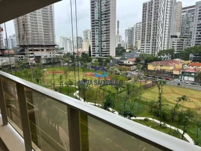 Apartamento com 3 Quartos para alugar, 134m² no Jardim das Acácias, São Paulo