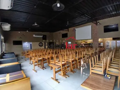 Ponto Comercial à venda, 400m² no Pechincha, Rio de Janeiro