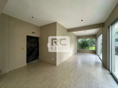Sala Comercial para alugar, 250m² no Santa Lúcia, Belo Horizonte