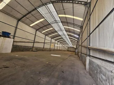 Galpão/Depósito/Armazém para alugar, 1500m² no Distrito Industrial, Queimados