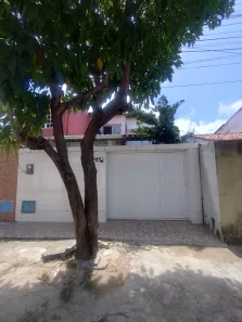 Casa com 3 Quartos à venda, 220m² no Vicente Pinzon, Fortaleza