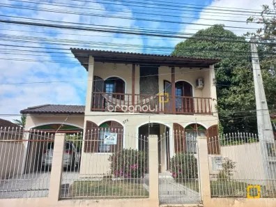 Casa com 4 Quartos à venda, 198m² no Barreiros, São José